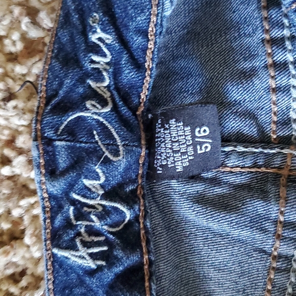 (CS) Ariya Jeans - Picture 3 of 4